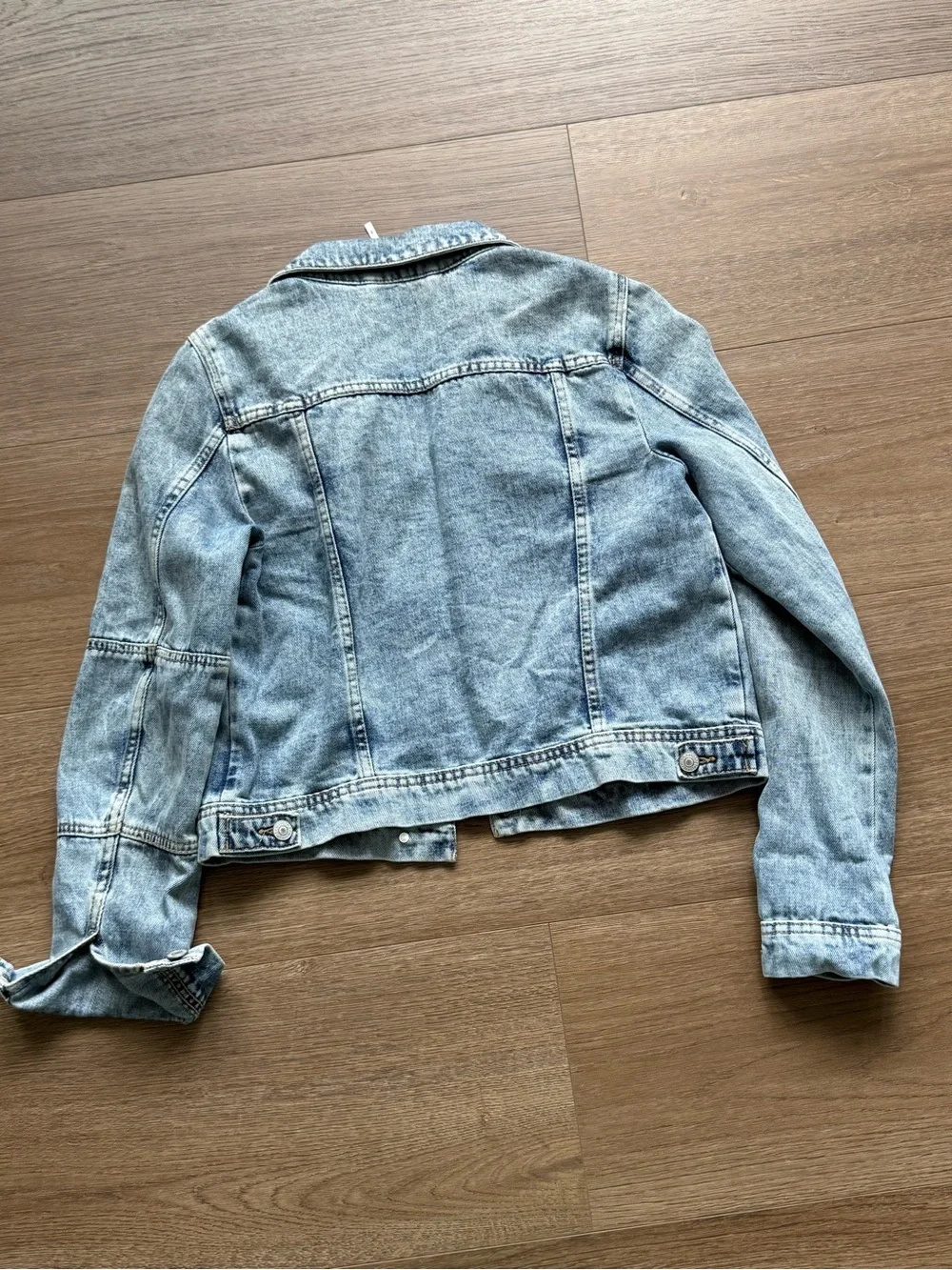 Free People Light Blue Washed Denim Jacket - Picture 4 of 4